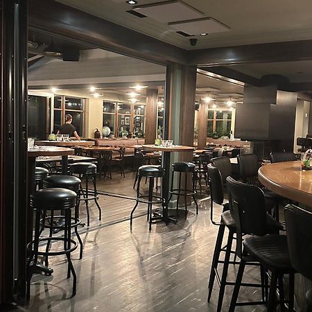 Auberge Des Cantons Magog Екстер'єр фото