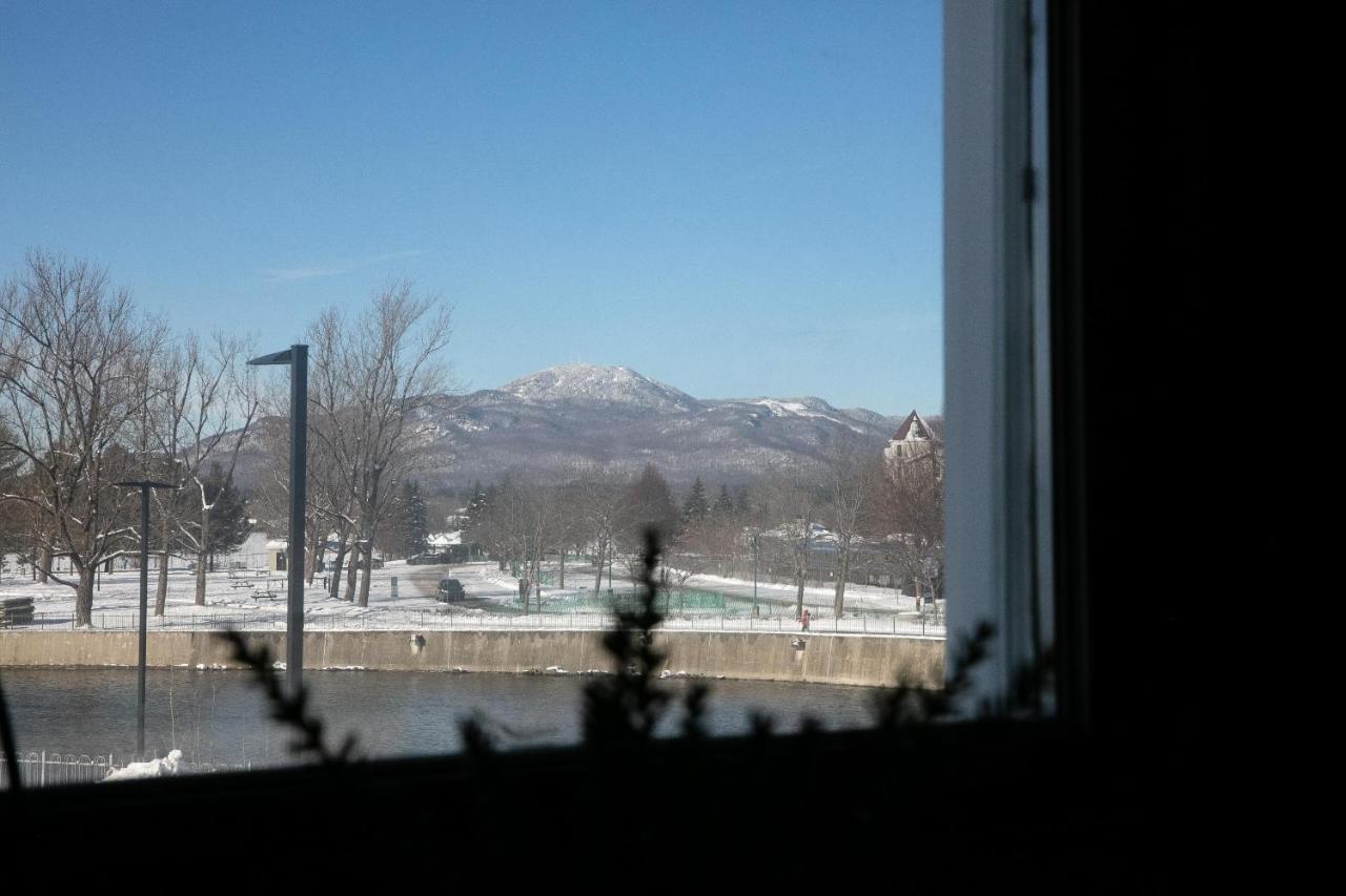 Auberge Des Cantons Magog Екстер'єр фото