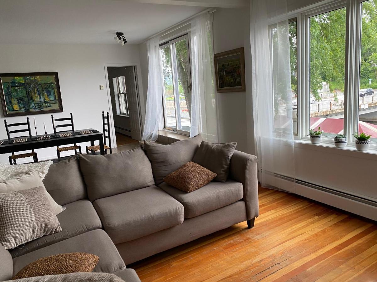Auberge Des Cantons Magog Екстер'єр фото