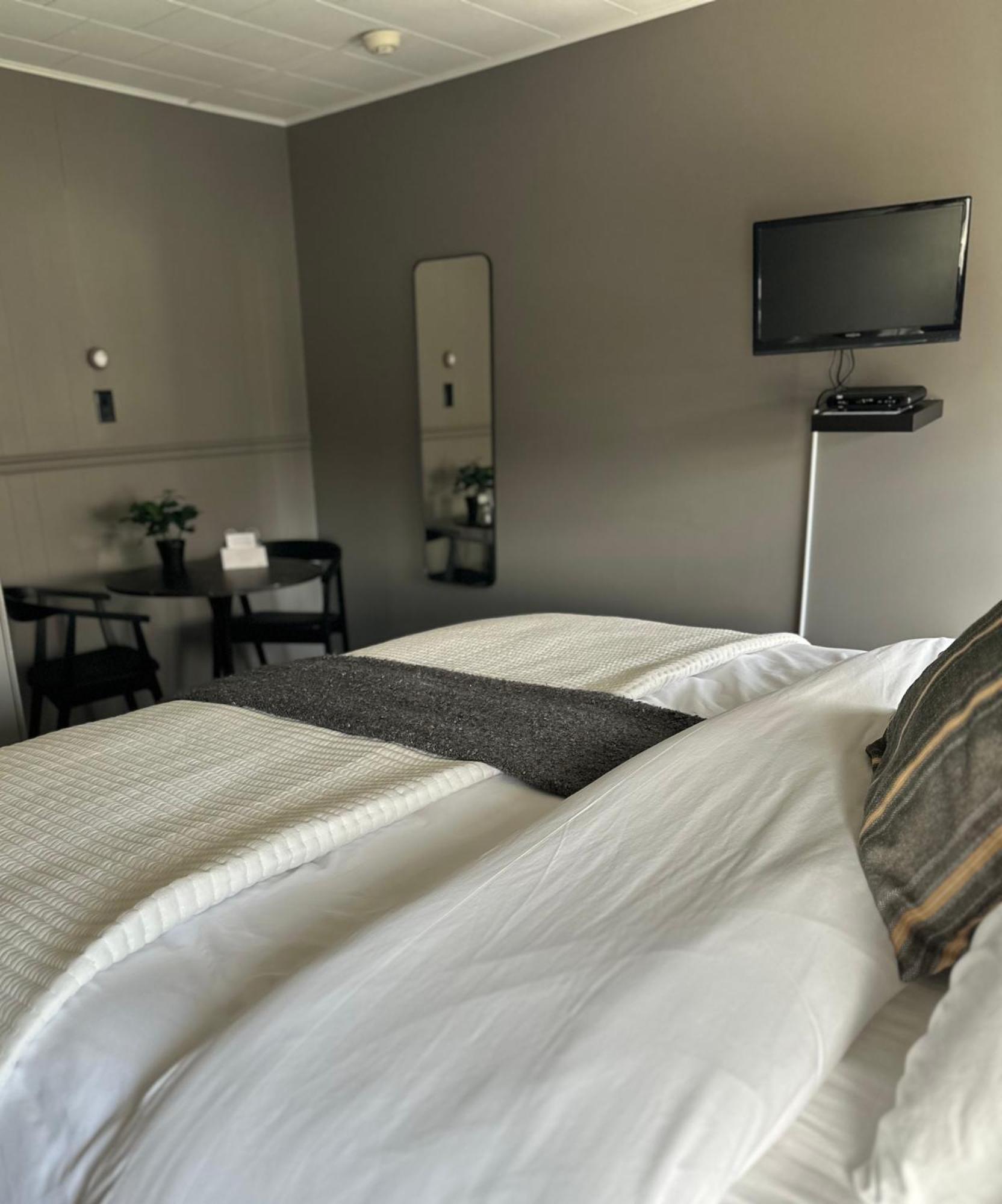 Auberge Des Cantons Magog Екстер'єр фото